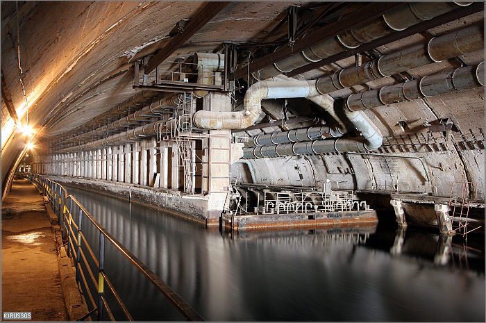 Подземные базы подводных лодок